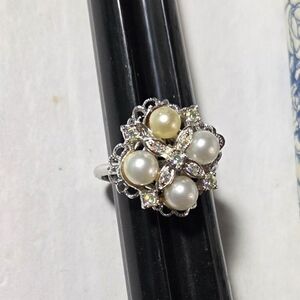 vintage Sarah Coventry "Camelot" cocktail ring from 1969. sz 8.5 Adjustable